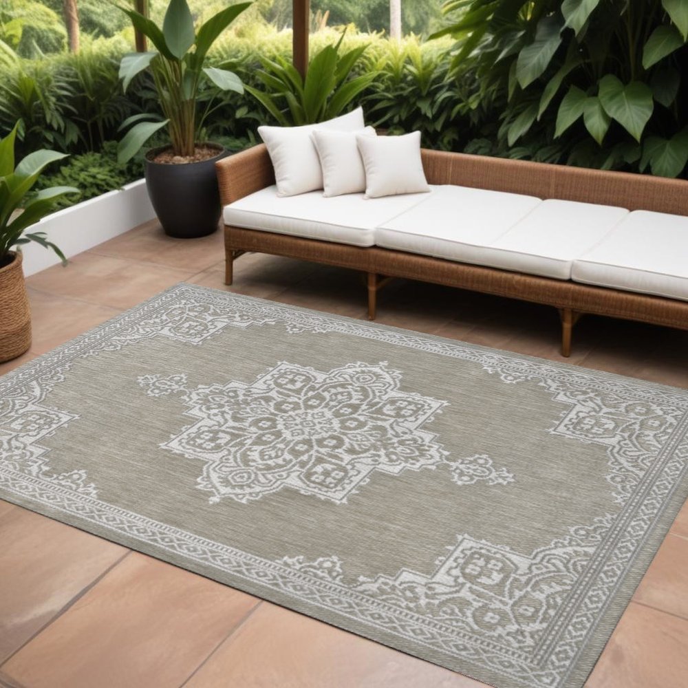 8' X 10' Beige And Cream Medallion Indoor Outdoor Area Rug — view 4