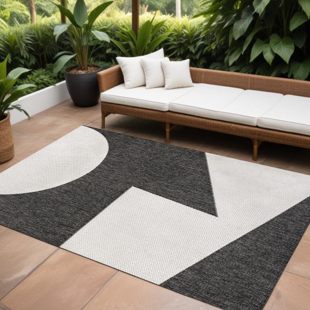 8' X 10' Black And Cream Geometric Indoor Outdoor Area Rug HomeRoots