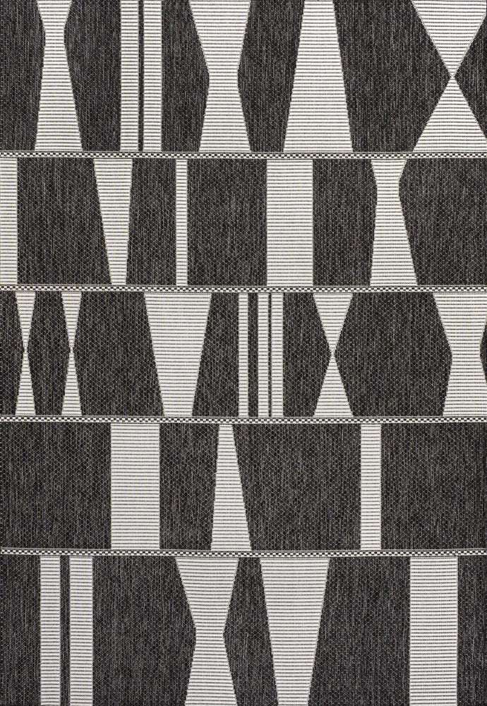 4' X 6' Black And Cream Geometric Indoor Outdoor Area Rug — view 1
