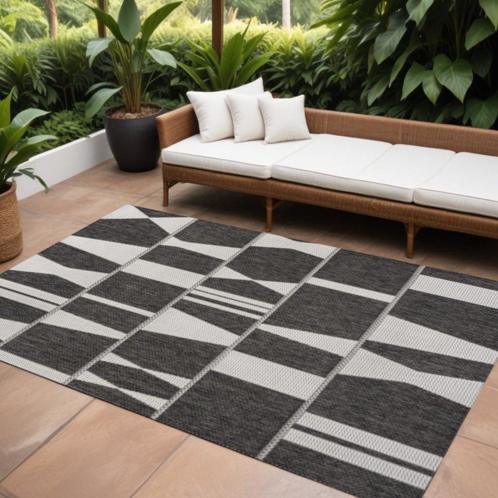 8' X 10' Black And Cream Geometric Indoor Outdoor Area Rug HomeRoots