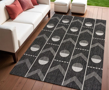 4' X 6' Black And Cream Geometric Indoor Outdoor Area Rug HomeRoots