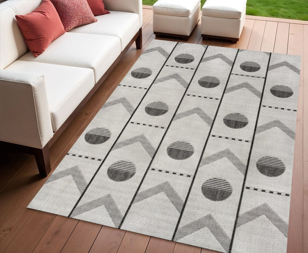 4' X 6' Cream And Black Geometric Indoor Outdoor Area Rug — view 4