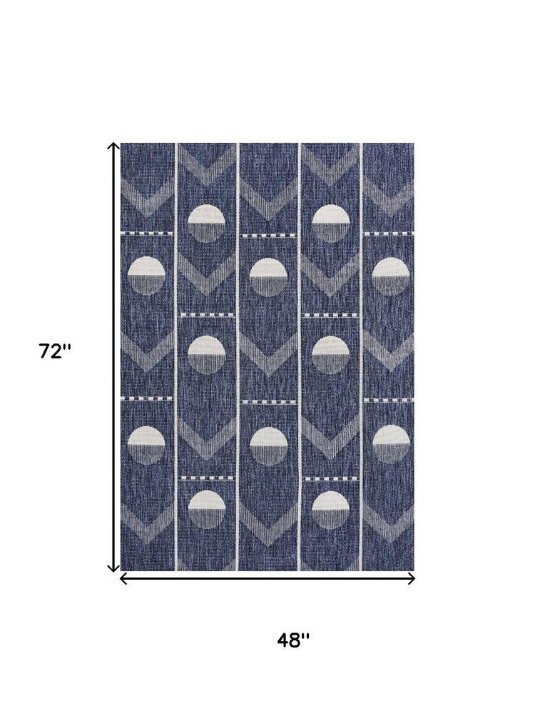 4' X 6' Navy Blue And Cream Geometric Indoor Outdoor Area Rug HomeRoots