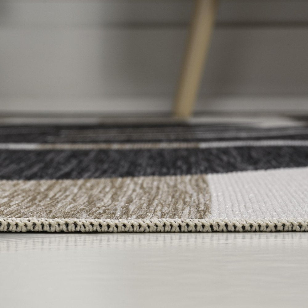 4' X 6' Black And Beige Floral Indoor Outdoor Area Rug HomeRoots