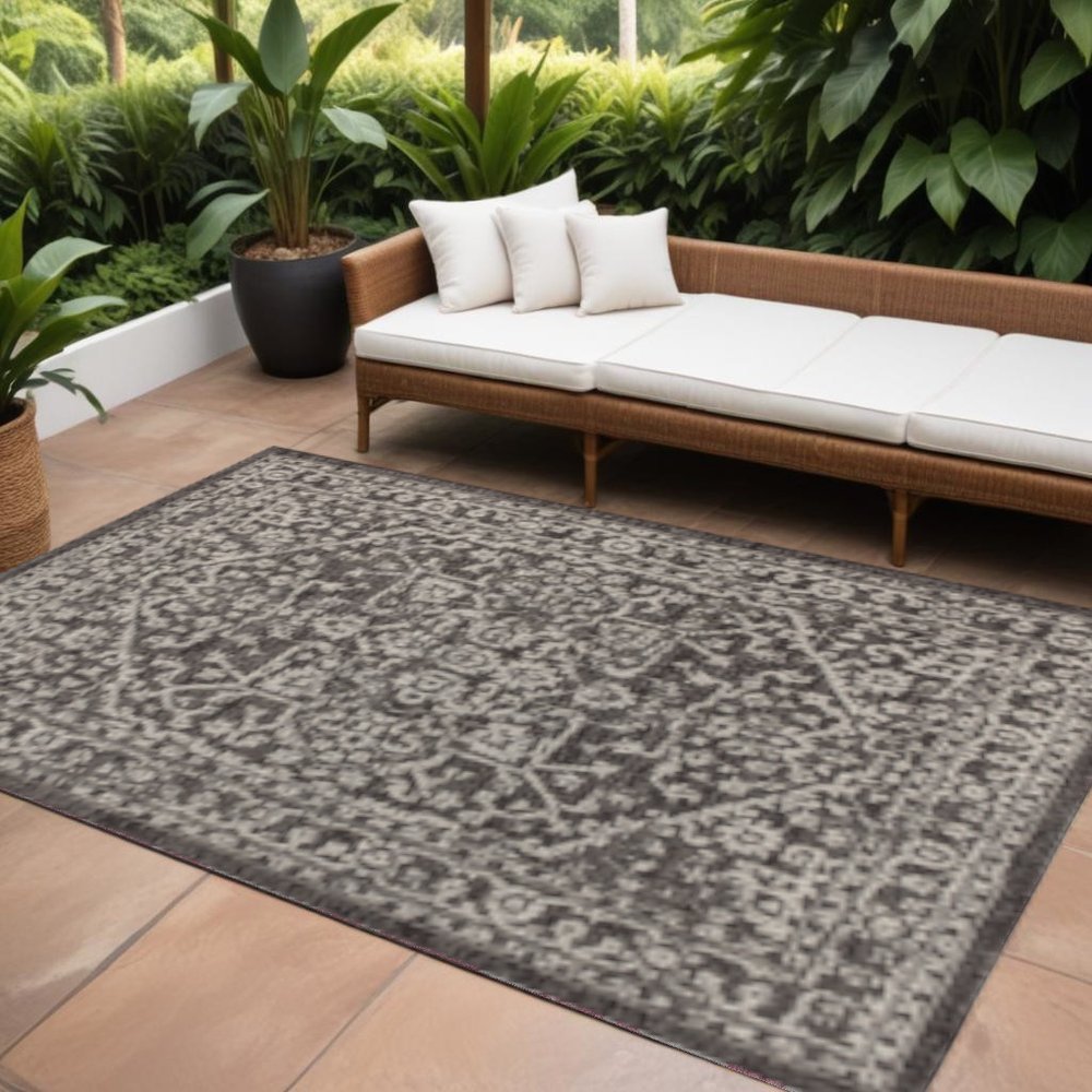 8' X 10' Black And Gray Medallion Indoor Outdoor Area Rug HomeRoots