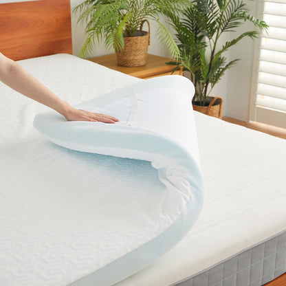 White Gel Memory Foam Cooling Water Resistant Queen Mattress Topper HomeRoots