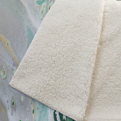 50" X 70" Green And Ivory Abstract Microfiber Plush Throw Blanket HomeRoots