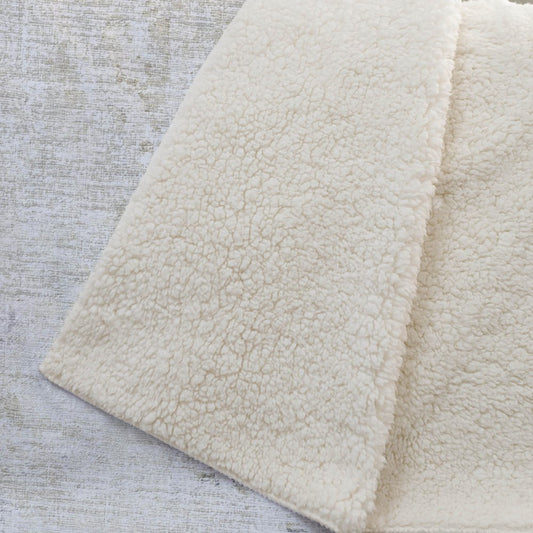 50" X 70" Ivory And Beige Abstract Microfiber Plush Throw Blanket HomeRoots