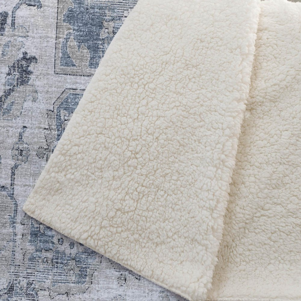 50" X 70" Blue And Ivory Floral Polyester Woven Plush Throw Blanket HomeRoots