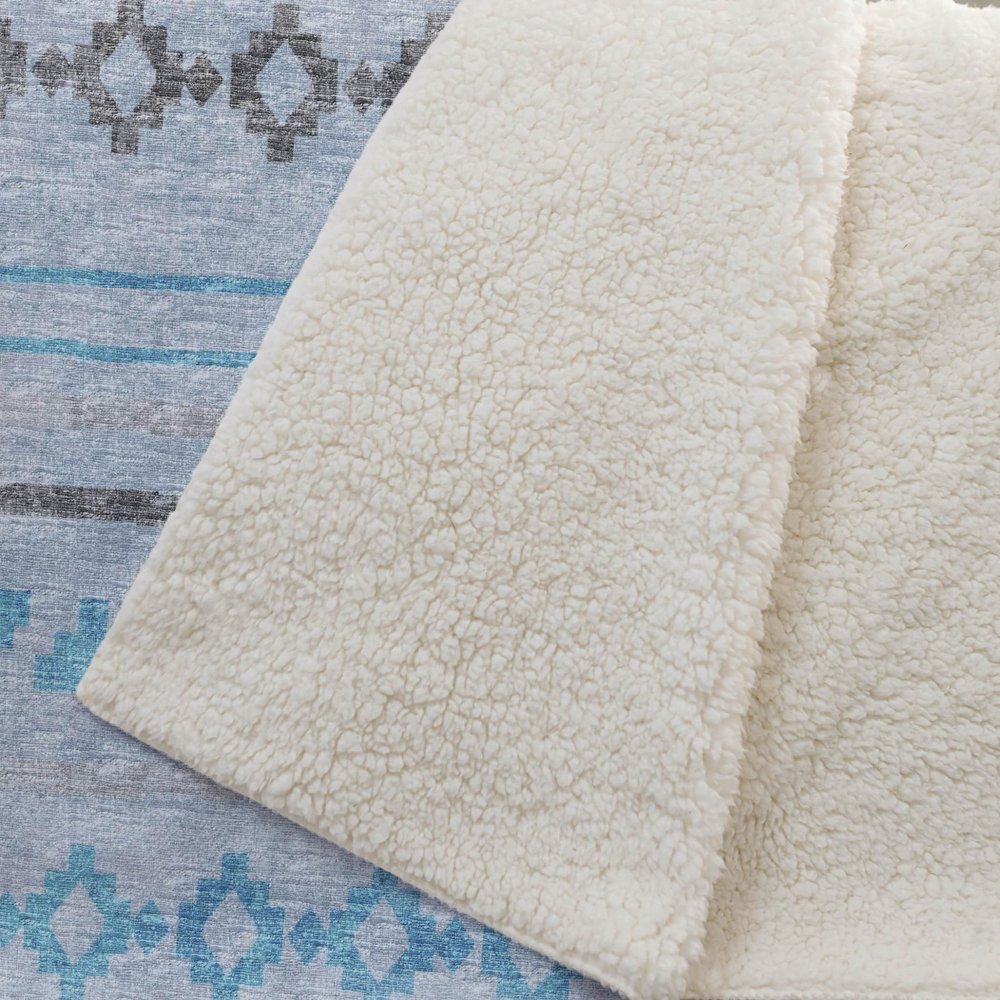 50" X 70" Turquoise And Gray Microfiber Geometric Plush Throw Blanket HomeRoots