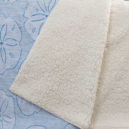 50" X 70" Blue And Sky Blue Animal Print Polyester Woven Plush Throw Blanket HomeRoots