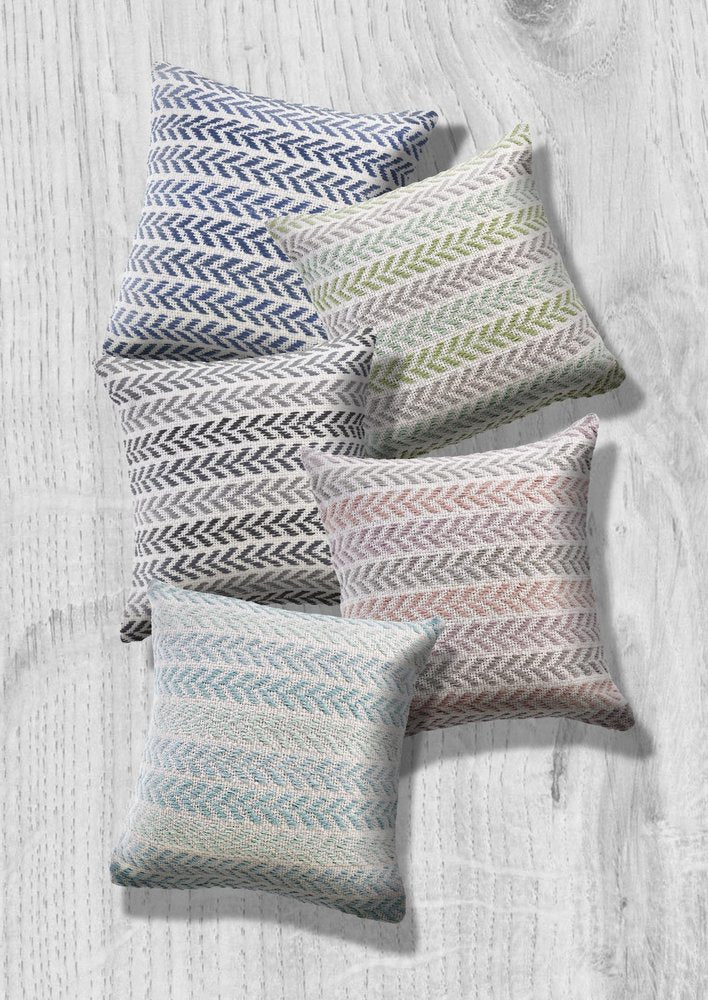 18" Blue And White Beach Chevron Cotton Throw Pillow Cover — view 11
