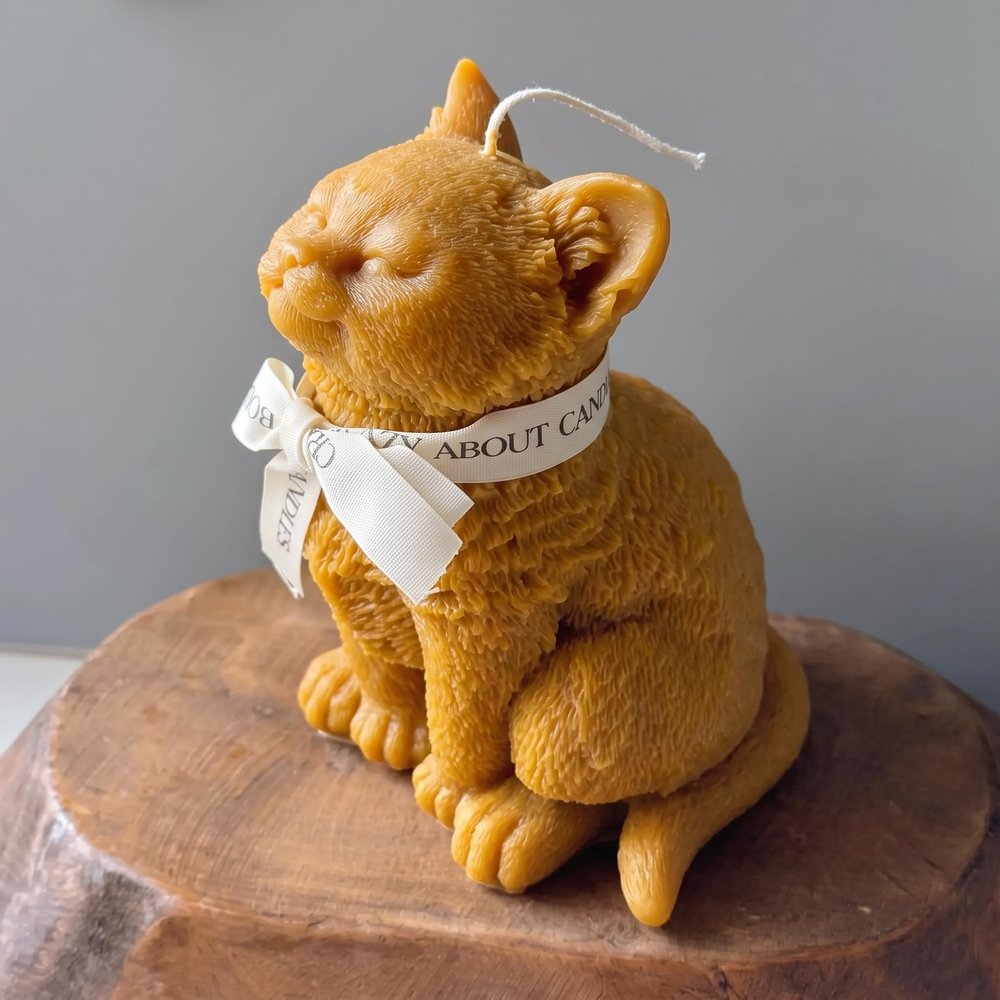 6" Brown Vanilla Scented Dimensional Cat Candle Round Novelty — view 4