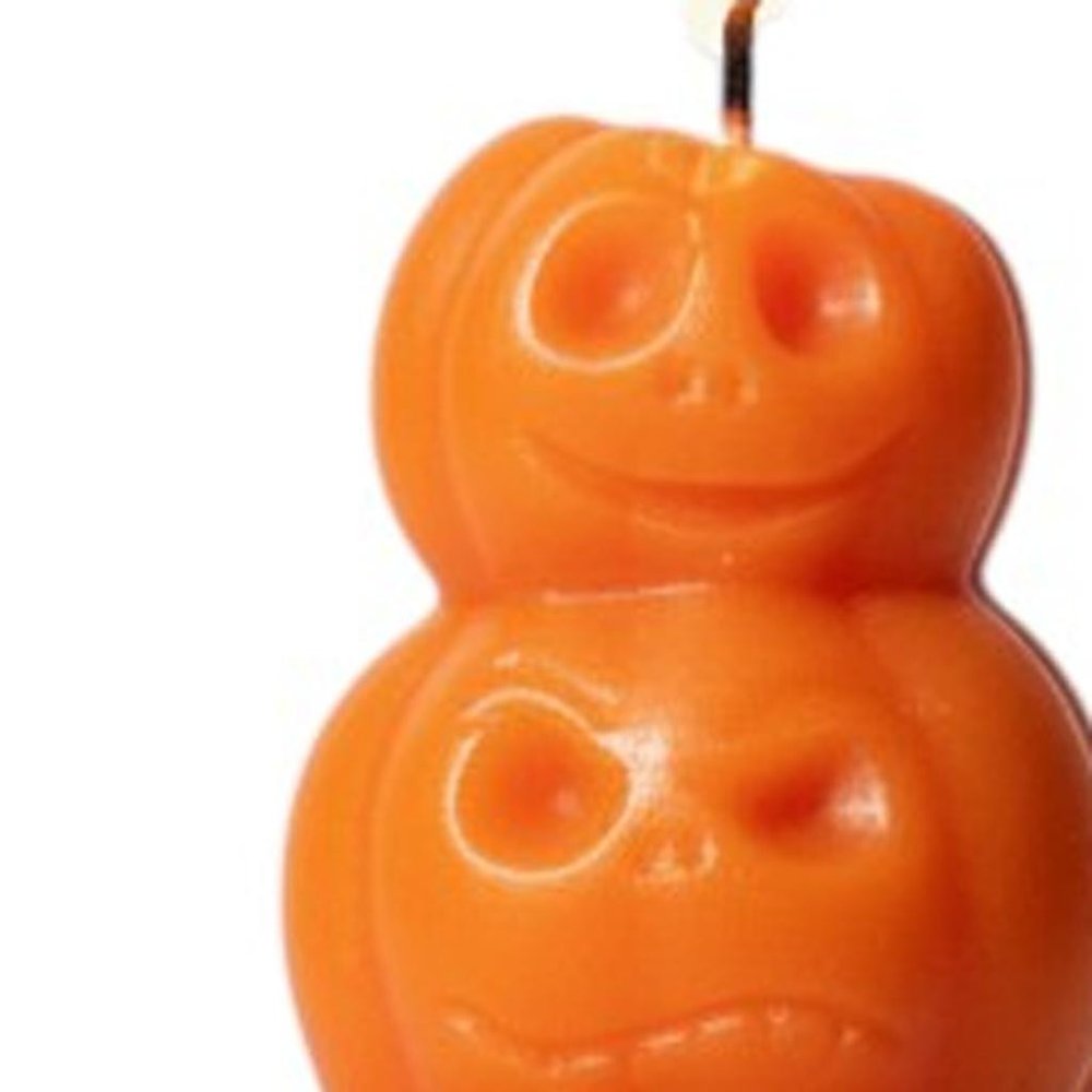 3" Orange Pumpkin And Apple Scented Dimensional Pumpkin Trio Soy Wax Candle — view 4