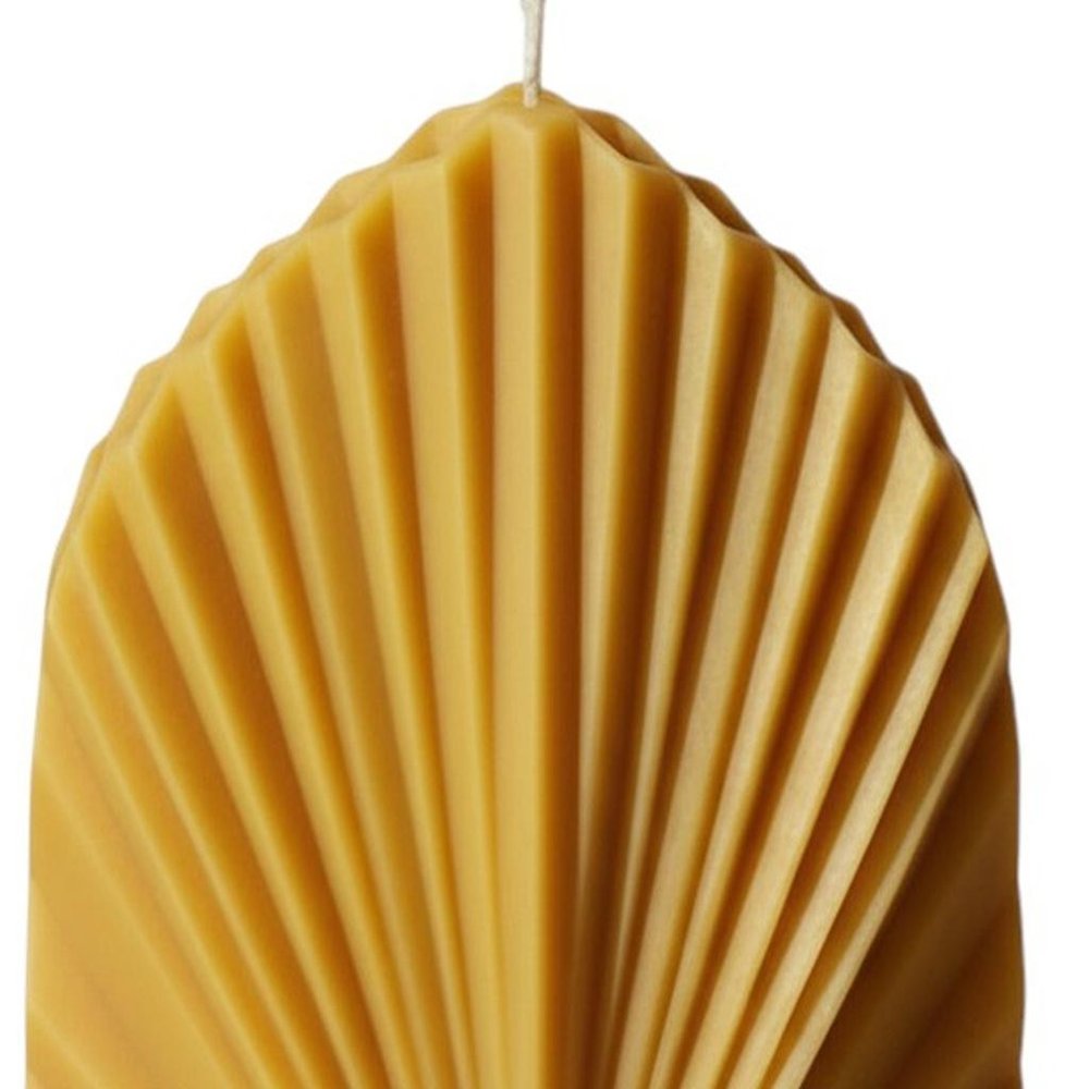 6" Gold Mahogany And Teakwood Scented Dimensional Palm Leaf Candle — view 27