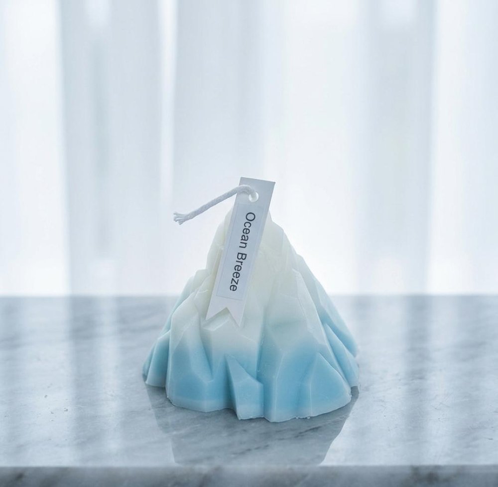 3" Blue Polar Bear Tracks Scented Dimensional Iceberg Candle Novelty Novelty — view 4