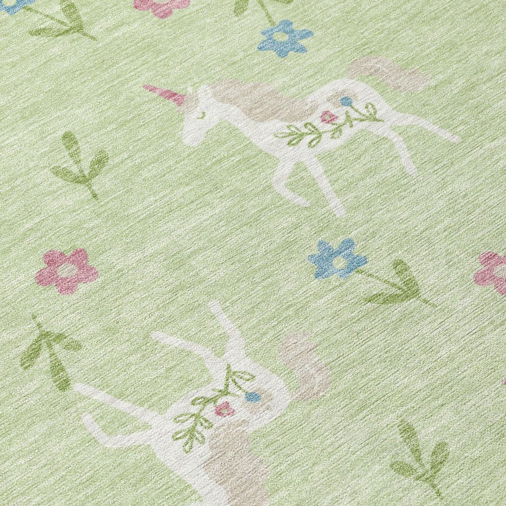 5' X 8' Mint Green And Ivory Floral Washable Indoor Outdoor Area Rug