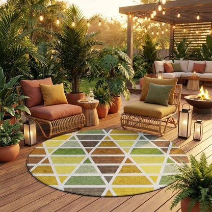 8' Brown And White Round Geometric Washable Indoor Outdoor Area Rug HomeRoots