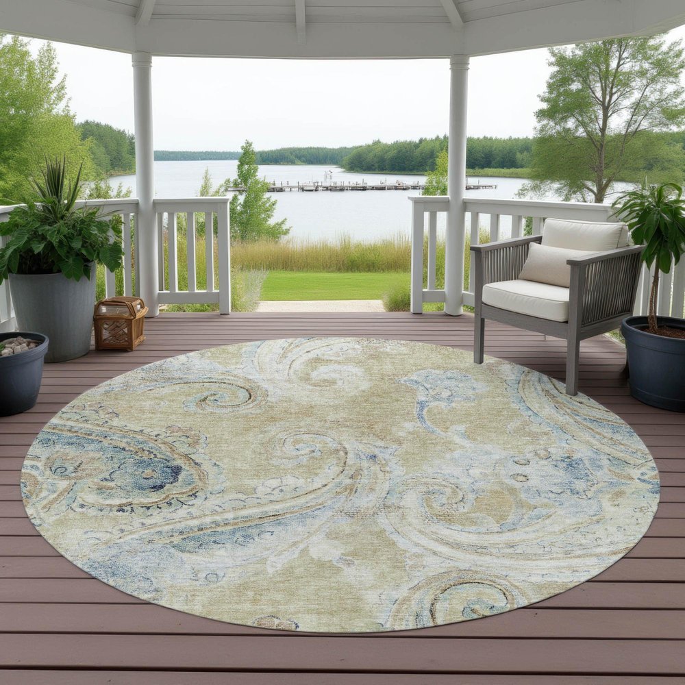 8' Wheat And Gold Round Paisley Washable Indoor Outdoor Area Rug — view 2