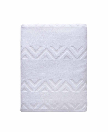 White Jacquard Turkish Cotton 40" X 70" Chevron Bath Sheet HomeRoots