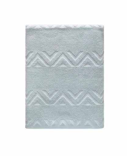 White Jacquard Turkish Cotton 40" X 70" Chevron Bath Sheet HomeRoots