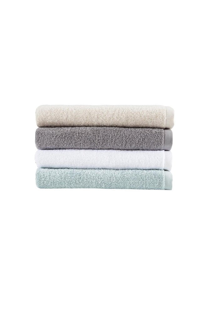 White Turkish Cotton 27" X 54" Bath Towel HomeRoots