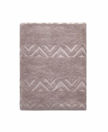 White Jacquard Turkish Cotton 27" X 54" Chevron Bath Towel HomeRoots