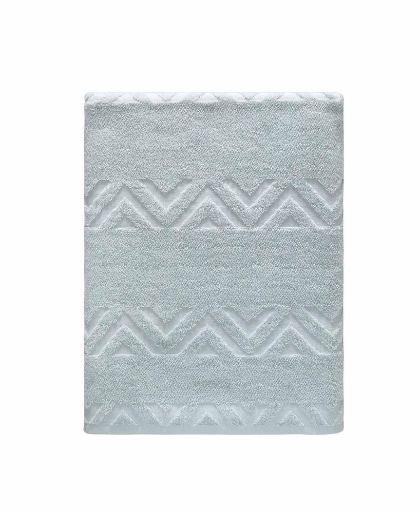 White Jacquard Turkish Cotton 27" X 54" Chevron Bath Towel HomeRoots