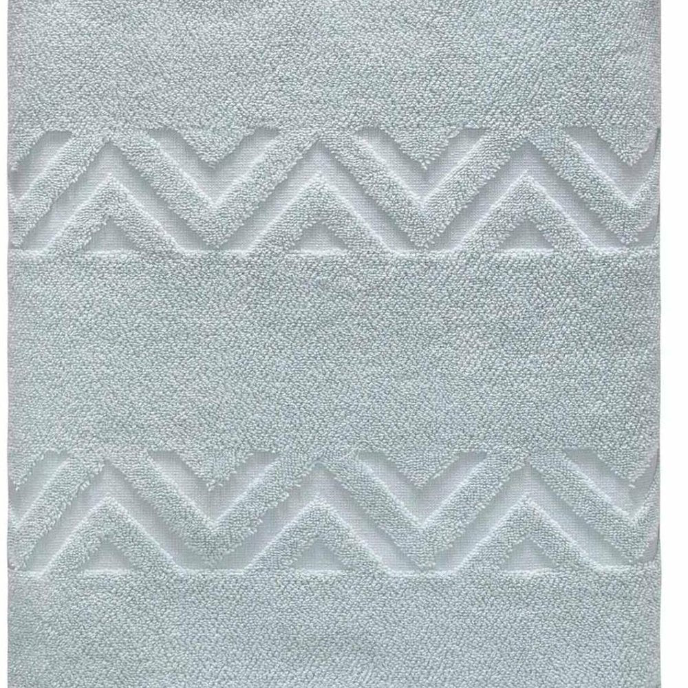 White Jacquard Turkish Cotton 27" X 54" Chevron Bath Towel HomeRoots