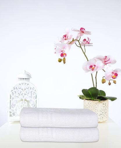 Set of Two White Greek Key Turkish Cotton 27" X 54" Bath Towels HomeRoots
