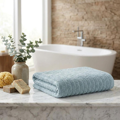 Set of Two White Geometric Turkish Cotton 27" X 54" Bath Towels HomeRoots