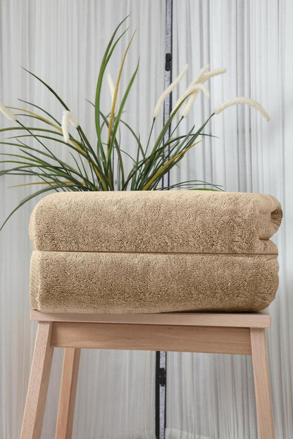Set of Two White Turkish Cotton 27" X 54" Bath Towels HomeRoots
