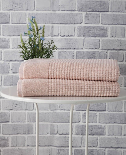 Set of Two Dark Gray Polka Dots Turkish Cotton 27" X 54" Bath Towels HomeRoots