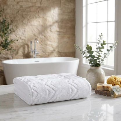 Set of Two White Geometric Turkish Cotton 27" X 54" Bath Towels HomeRoots