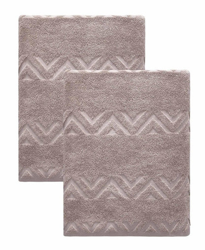 Set of Two White Geometric Turkish Cotton 40" X 70" Bath Sheets HomeRoots