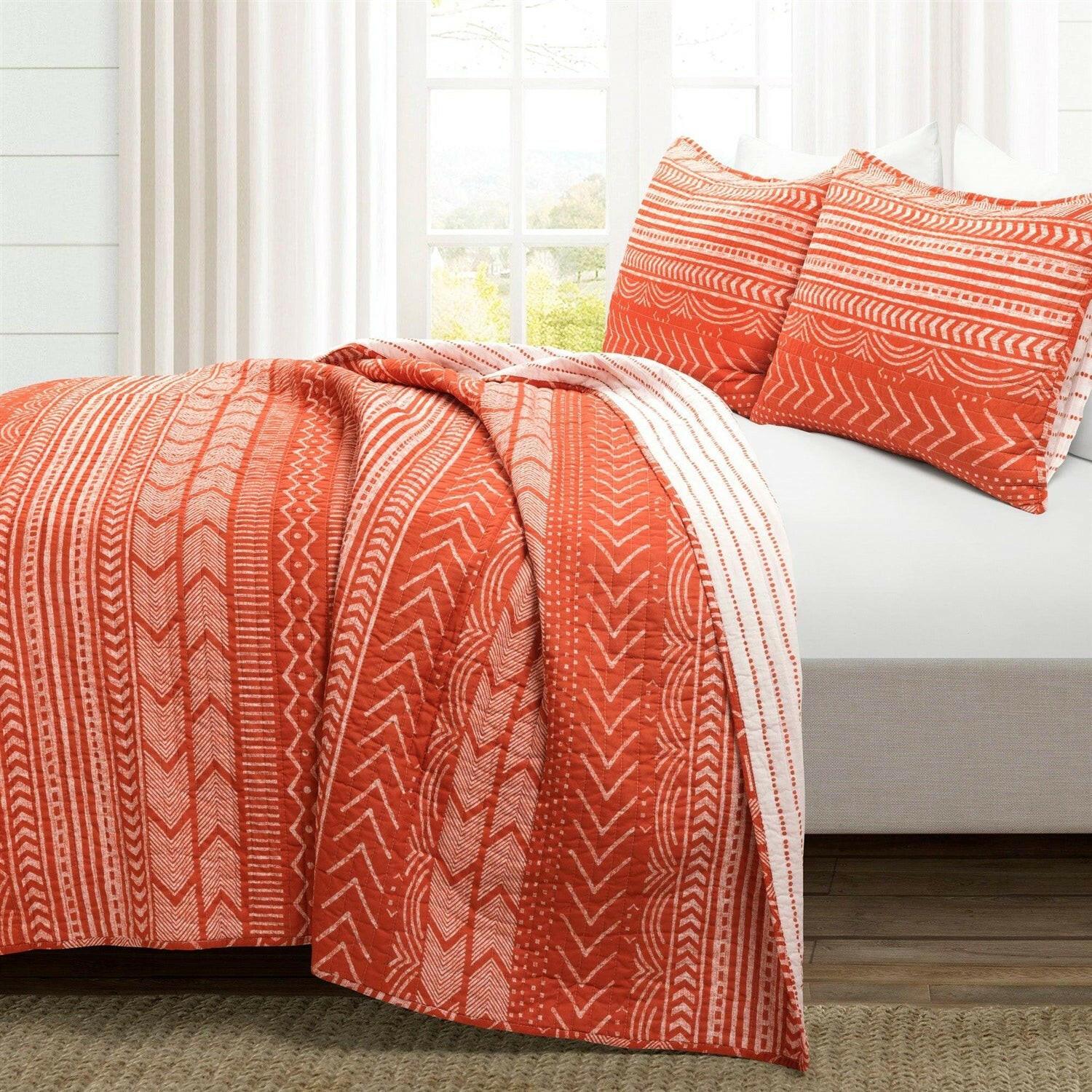 Full/Queen Scandinavian Chevron Orange White Stripe Reversible Cotton Quilt Set - FurniFindUSA