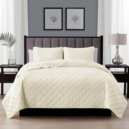 Full Queen 3-Piece Ivory Polyester Microfiber Reversible Diamond Quilt Set - FurniFindUSA