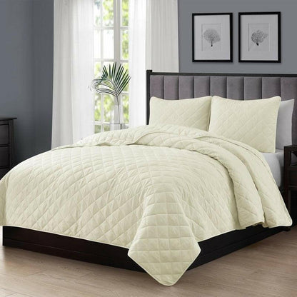 Full Queen 3-Piece Ivory Polyester Microfiber Reversible Diamond Quilt Set - FurniFindUSA