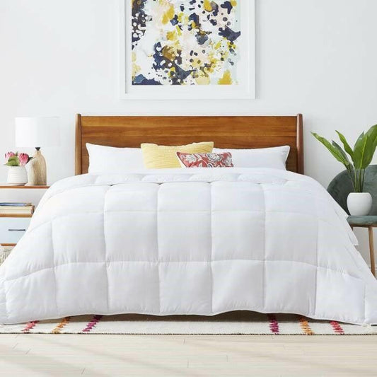 Full Size Cozy All Seasons Plush White Polyester Down Alternative Comforter - FurniFindUSA