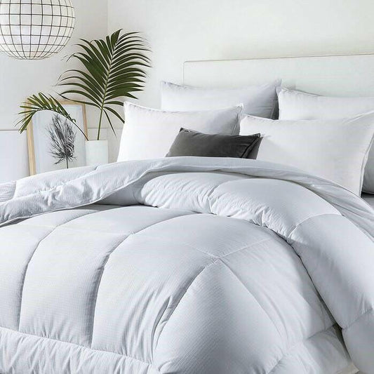 King Size All Seasons Soft White Polyester Down Alternative Comforter - FurniFindUSA