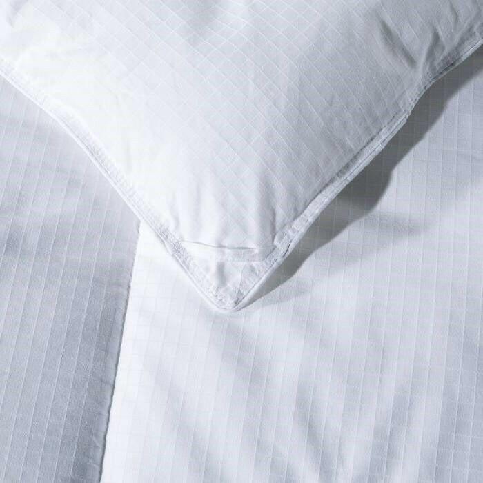 King Size All Seasons Soft White Polyester Down Alternative Comforter - FurniFindUSA