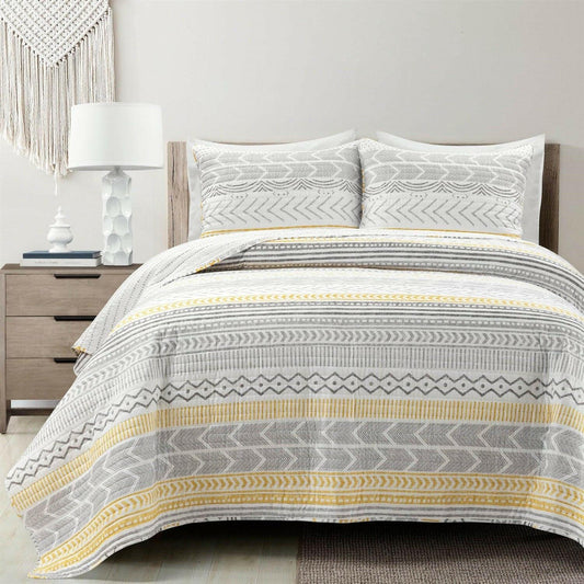 King Scandinavian Grey/Yellow/White Chevron Stripe Reversible Cotton Quilt Set - FurniFindUSA