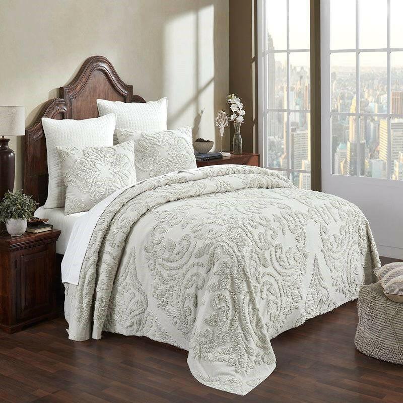 King Size 100-Percent Cotton Chenille 3-Piece Coverlet Bedspread Set in Ivory - FurniFindUSA