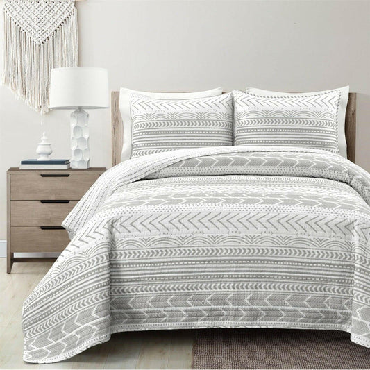 King size Scandinavian Chevron Grey White Reversible Cotton Quilt Set - FurniFindUSA