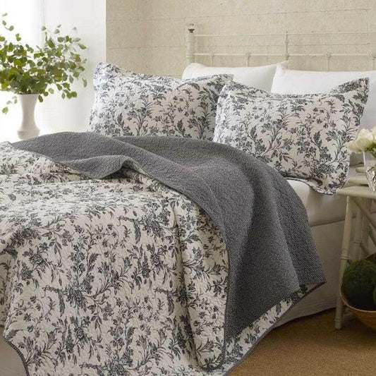 King size Cotton Blend 3-Piece Reversible Quilt Set in Grey White Floral Design - FurniFindUSA