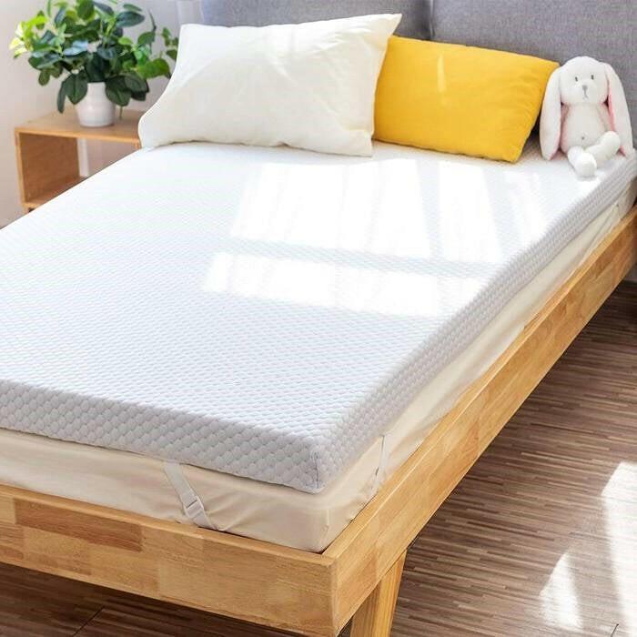 King size 3-inch Memory Foam Mattress Topper with Removeable Baffle Box Cover - FurniFindUSA
