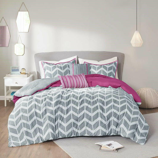 Full/Queen Reversible Comforter Set with Grey White Purple Pink Chevron Pattern - FurniFindUSA