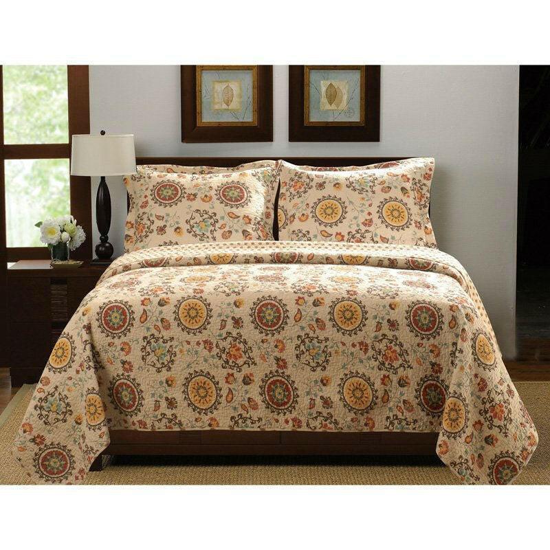 Full / Queen Retro Moon Shaped Floral Medallion Reversible 3 Piece Quilt Set - FurniFindUSA