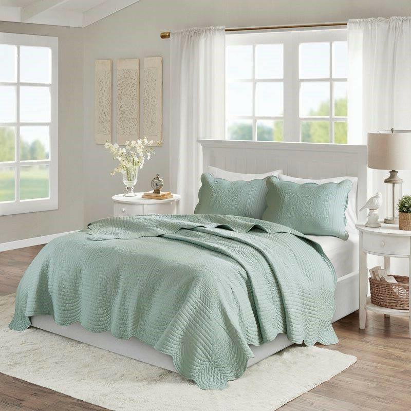 Full/Queen size 3-Piece Reversible Scalloped Edges Microfiber Quilt Set in Seafoam - FurniFindUSA