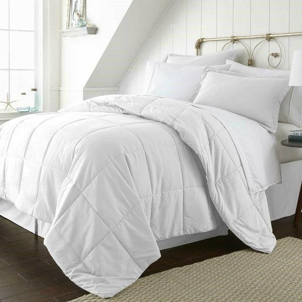 Full Size Microfiber 6-Piece Reversible Bed In A Bag Comforter Set in White - FurniFindUSA